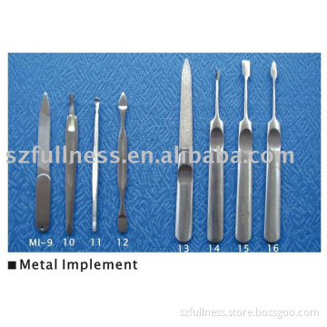 METAL IMPLEMENTS